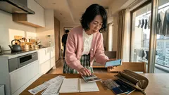 年金は増えても足りないのはなぜ?家計調査と貯蓄データで読む「夫婦の毎月の赤字」