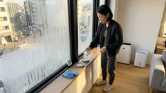 冬の朝の結露、窓辺に塩を置くと？放置しない湿気対策と換気・温度のポイント